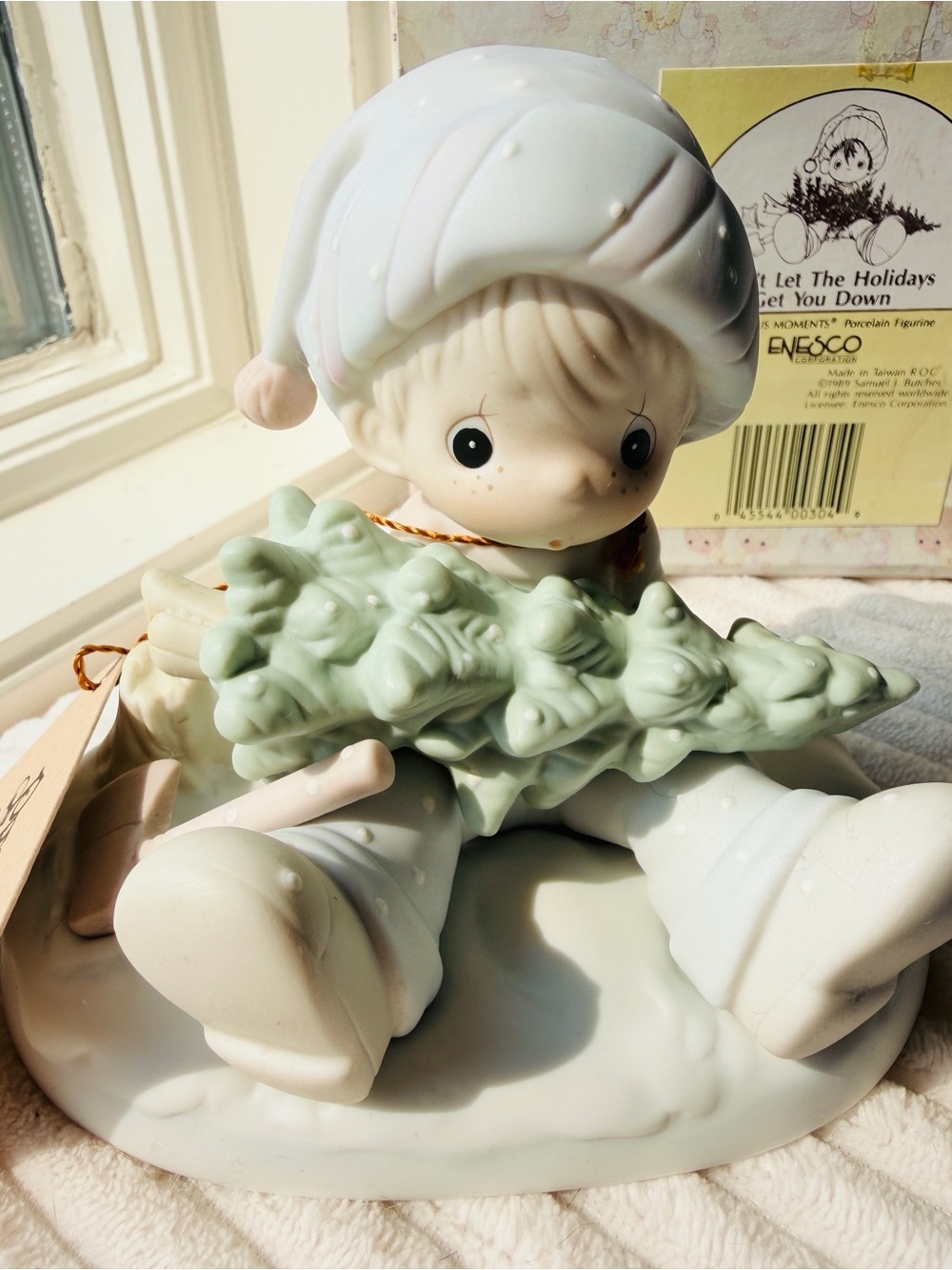 1989 Precious Moments Don’t Let The Holidays Get You Down Porcelain Figure & Box - Picture 2 of 4